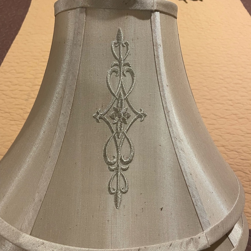 Elegant Cream Lamp Shades with Embroidery - Picture 5 of 10